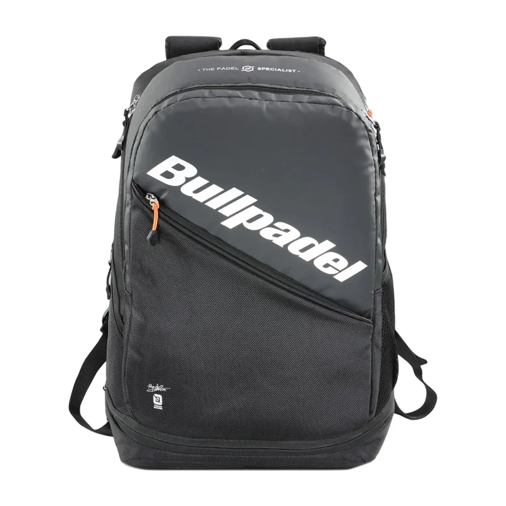 Bullpadel Hack Negro — estilo y practicidad con la firma de Navarro - imagen 1