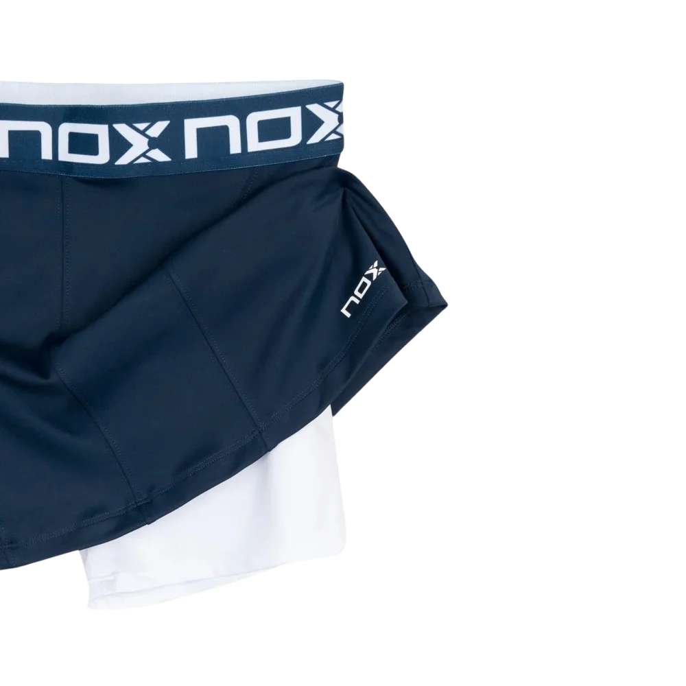 Falda de pádel Nox Team azul marino para mujer — Prenda profesional de alto rendimiento y alta densidad - imagen 3