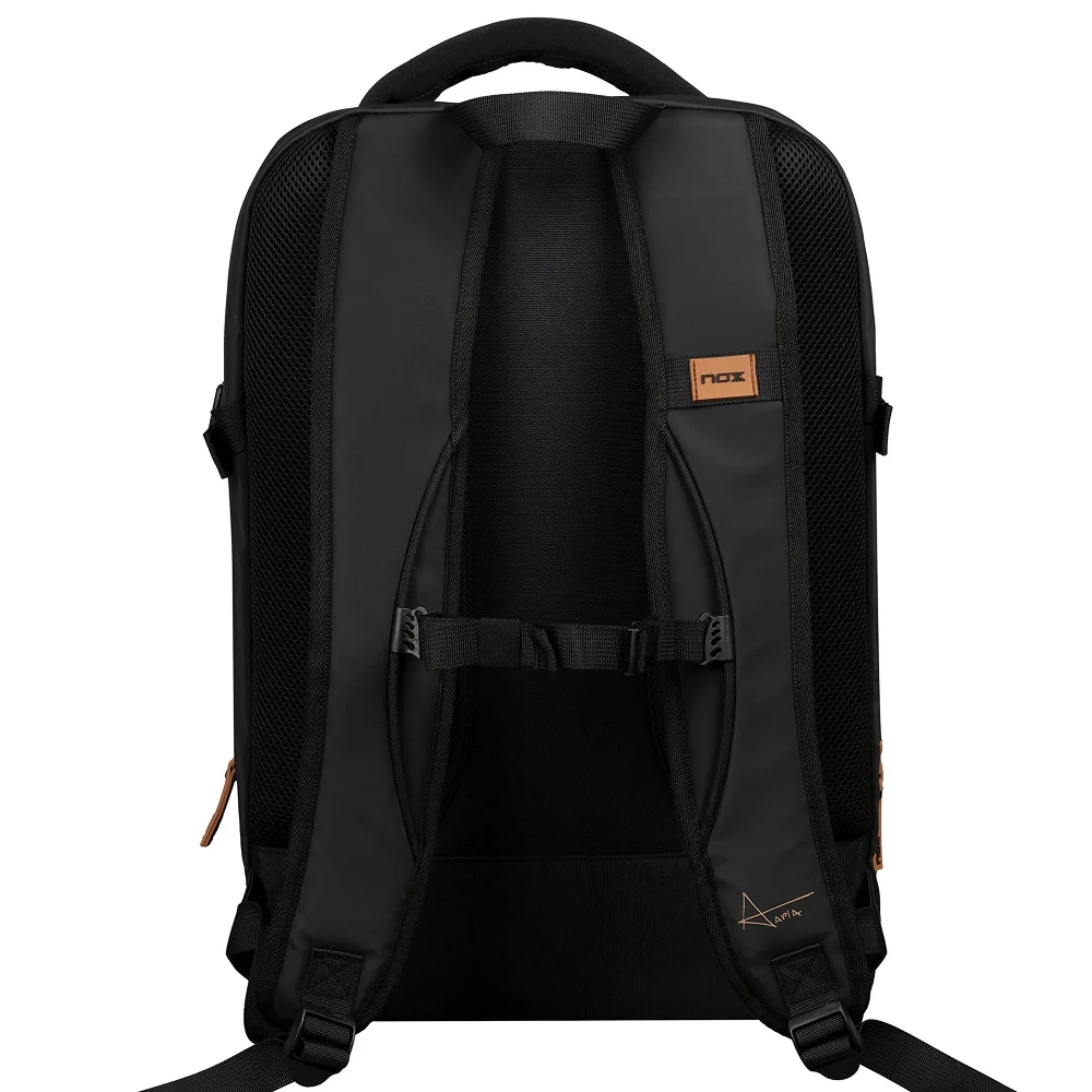 Nox Mochila Luxury Open Series Negro Marrón — mochila premium de Agustín Tapia con organización eficiente - imagen 4