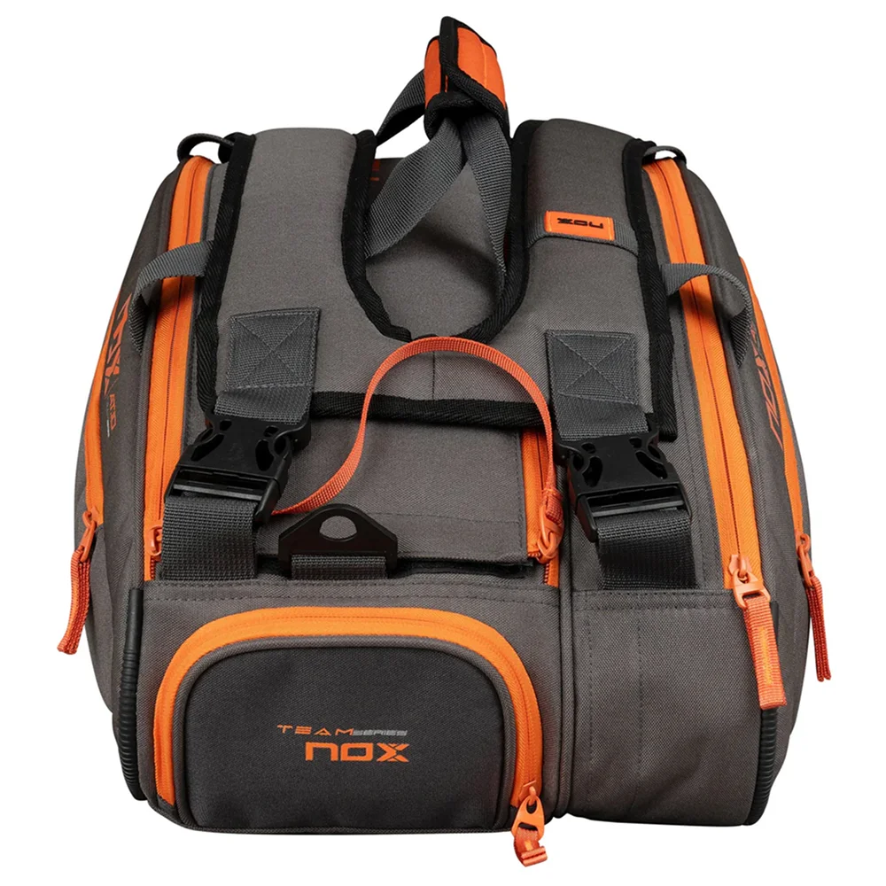 Nox AT10 Team Gris Naranja — bolsa oficial de pádel de Agustín Tapia de 42 L con protección térmica - imagen 8